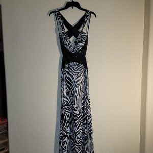 ❤ Make Me An Offer...MASQUERADE B+W Tiger Print Maxi Dress